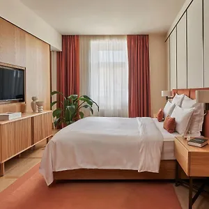 Hotell The Julius